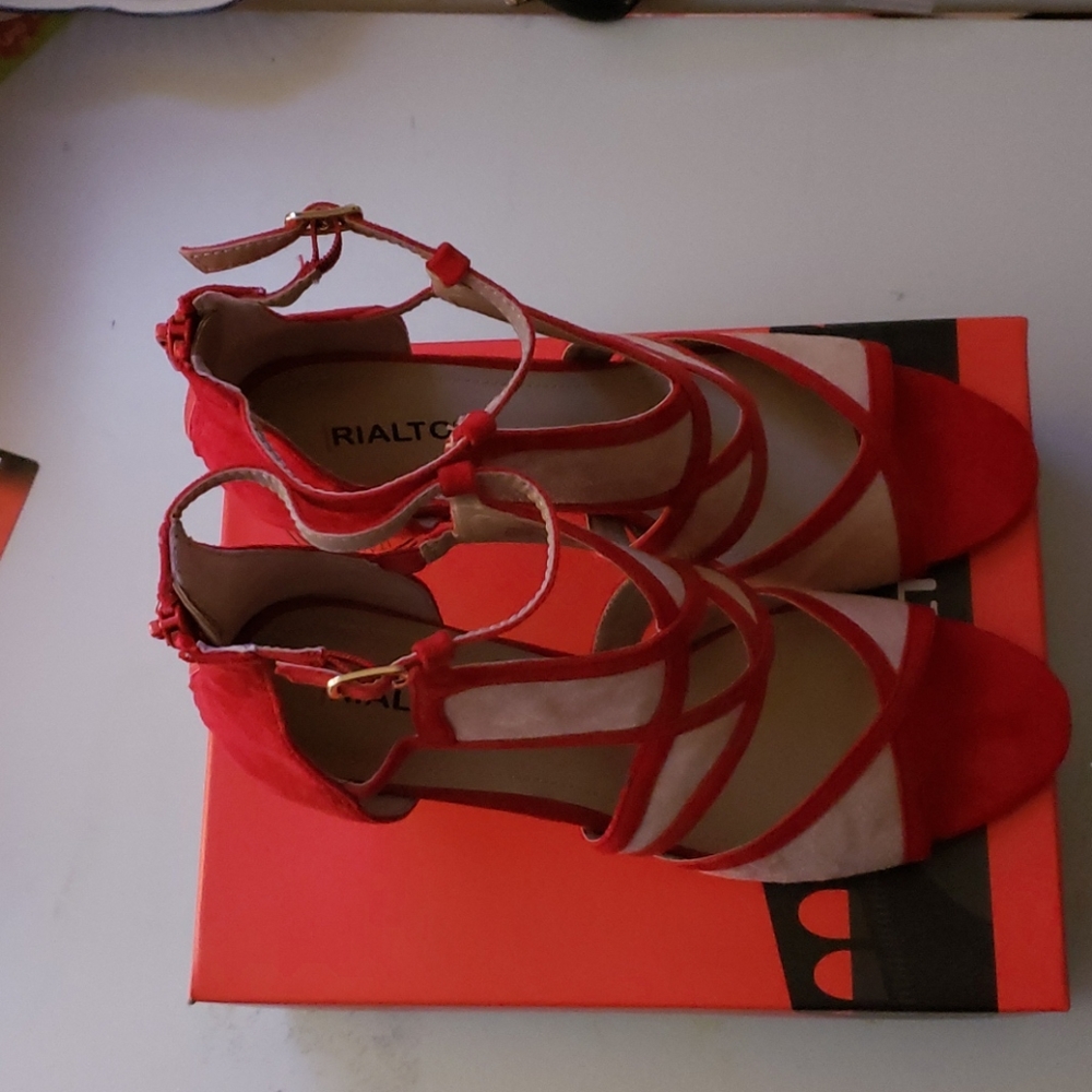 Rialto heels. - Picture 5 of 7